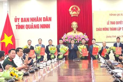Quảng Ninh trao quyết định đầu tư 16 dự án, tổng vốn hơn 16.000 tỷ đồng