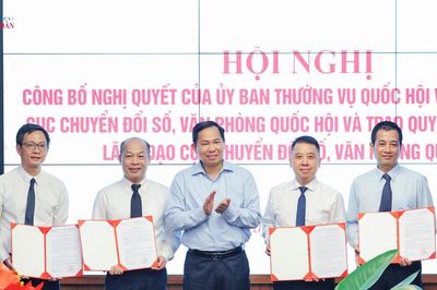 Công bố Nghị quyết thành lập Cục Chuyển đổi số thuộc Văn phòng Quốc hội