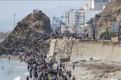Tây Ban Nha cải cách toàn diện luật nhập cư sau khủng hoảng Ceuta
