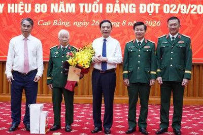 Đại tướng Phan Văn Giang dự Lễ trao tặng Huy hiệu 80 năm tuổi Đảng đợt 02/9/2026 tại Cao Bằng