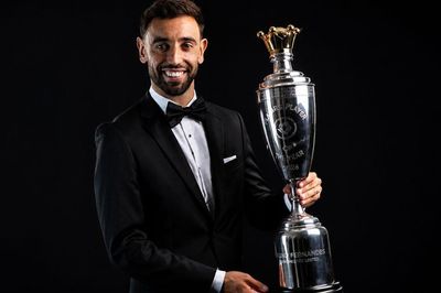 Bruno Fernandes giành giải Cầu thủ xuất sắc nhất năm của PFA mùa giải 2025/26