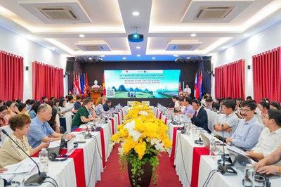 Kết nối tri thức quốc tế với những vấn đề phát triển của Việt Nam