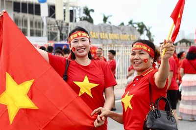 Cập nhật tình hình giá vé trước giờ bóng lăn trận Việt Nam - Thái Lan