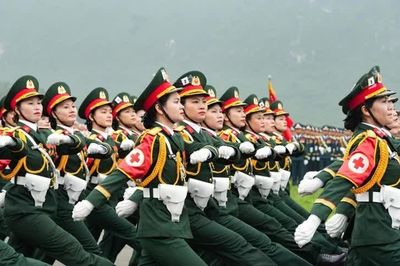 Chính thức từ 1/9: Sĩ quan nghỉ hưu trước hạn tuổi được trợ cấp 5 tháng lương cho mỗi năm nghỉ sớm