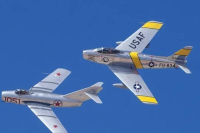 MiG-15 và F-86: Cuộc đấu giữa hai tiêm kích phản lực đầu tiên trên thế giới
