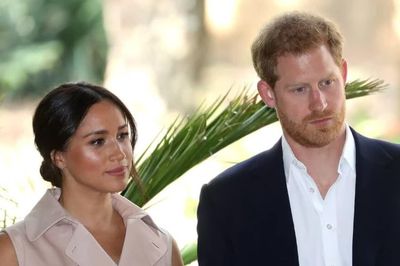 Vợ chồng Hoàng tử Harry trở về Anh định cư