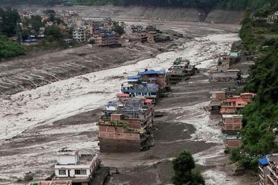 Bộ Ngoại giao thông tin tình hình công dân Việt Nam sau lũ quét ở biên giới Nepal - Trung Quốc