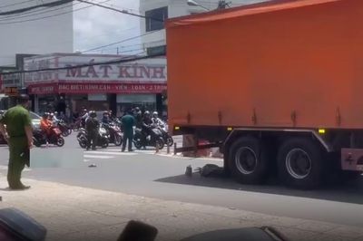 Va chạm xe tải, 2 người tử vong tại chỗ