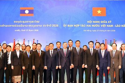 Việt Nam - Lào thúc đẩy hợp tác công nghệ, hạ tầng và nguồn nhân lực