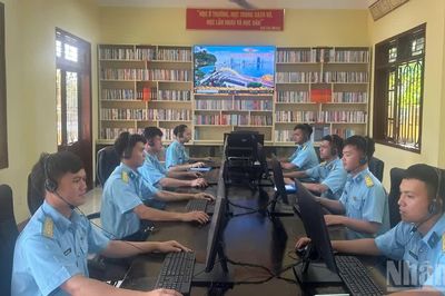 Người lính và sinh viên chung sức đổi mới sáng tạo