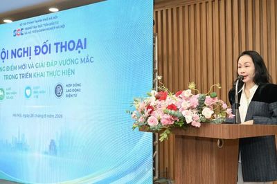 Hà Nội đối thoại, giải đáp vướng mắc về bảo hiểm và hợp đồng lao động điện tử