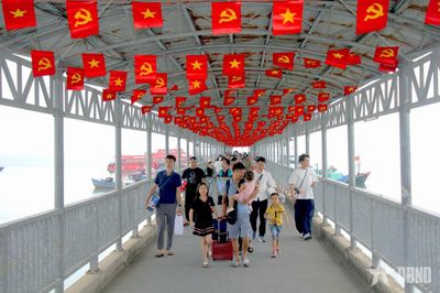 Cô Tô tạo thế phát triển từ kinh tế biển và du lịch