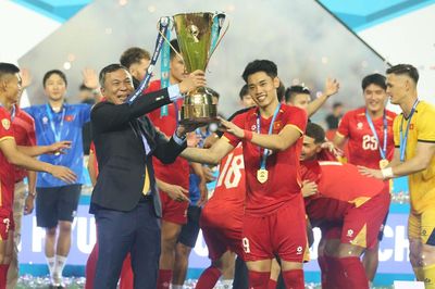 Tuyển Việt Nam viết sử khi vô địch ASEAN Cup 2026
