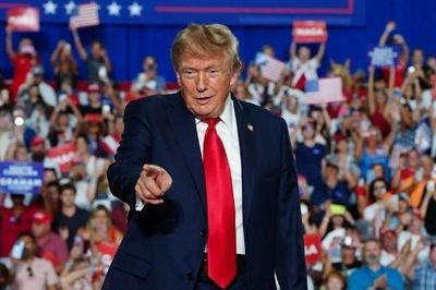 Ông Trump nói về việc giám đốc CIA tới Nga, muốn 'dạy Canada một bài học'