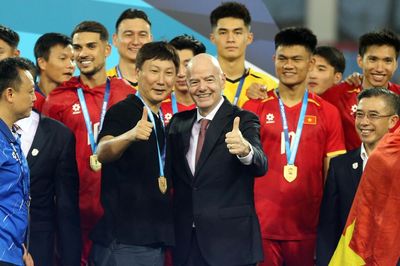 Chủ tịch FIFA nói điều bất ngờ về trận chung kết ASEAN Cup