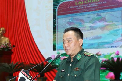 Hơn 2.000 người chưa có smartphone, lính biên phòng Lai Châu đi từng bản 'xóa mù số'