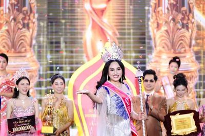 Doanh nhân đất Tổ đăng quang Hoa hậu Doanh nhân Hương sắc Việt Nam 2026