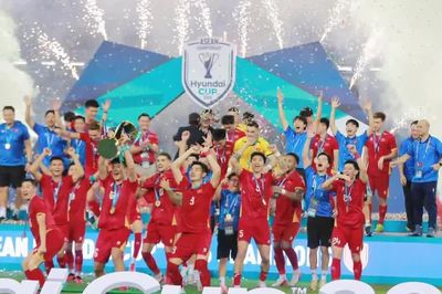ASEAN Cup 2026: HLV Hudson thừa nhận đội tuyển Việt Nam xứng đáng vô địch