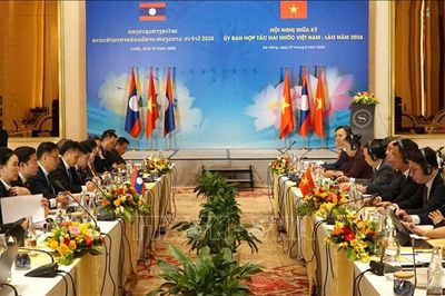 Thúc đẩy hợp tác Việt Nam – Lào trong kết nối kinh tế và hạ tầng