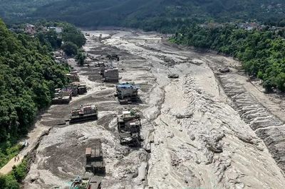 Lũ quét, sạt lở đất ở Nepal: Ít nhất 157 người thiệt mạng, nhiều người mất tích