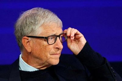 AI đang phát triển quá nhanh, tỷ phú Bill Gates đưa ra 5 cảnh báo