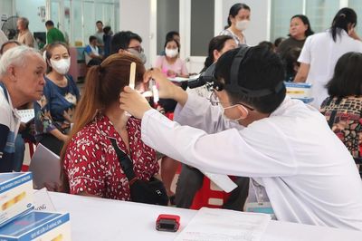 TPHCM: Hỗ trợ 100% học phí cho bác sĩ nội trú