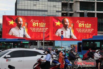 TP. Hồ Chí Minh: Rực rỡ cờ hoa trước thềm Quốc khánh 2/9