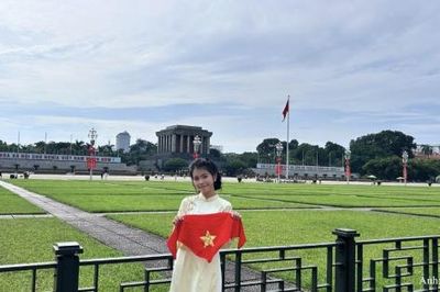 Theo chân Gen Z 'chạm vào lịch sử' giữa lòng Hà Nội dịp Tết Độc lập
