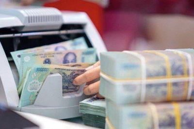 Tín dụng chạy nhanh hơn huy động, nhiều nhà băng tăng phụ thuộc vào vốn liên ngân hàng