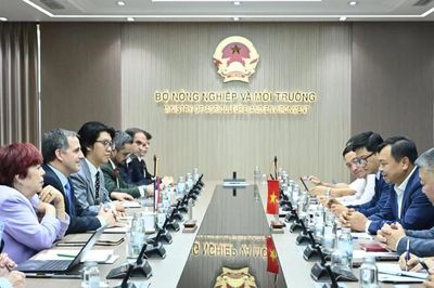 Việt Nam - Chile thúc đẩy hợp tác nông nghiệp, hướng tới cân bằng thương mại