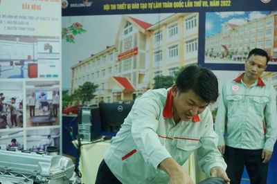 STEM tăng sức hút, hình thành nhóm ngành 'hot' đầu vào cao