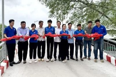 Phường Sa Đéc: Khánh thành cầu Cái Bè 3 và bàn giao nhà Đại đoàn kết