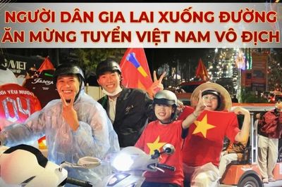Người dân Gia Lai xuống đường ăn mừng tuyển Việt Nam vô địch