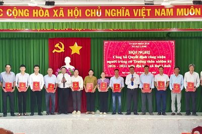 Xã Đại Lãnh công bố quyết định công nhận 14 trưởng thôn