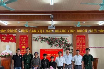 Lễ nhận nuôi 'Con nuôi Đồn Biên phòng'