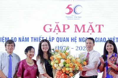 Gặp mặt kỷ niệm 50 năm thiết lập quan hệ ngoại giao Việt Nam - Thái Lan