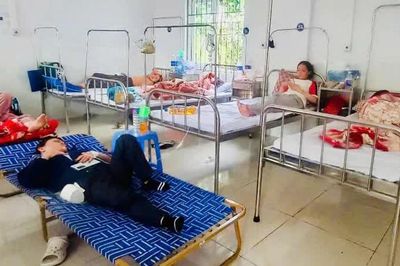Gia Lai: Gần 250 người nhập viện nghi ngộ độc sau khi ăn bánh mì