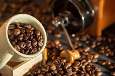 Ngày 27/8: Giá cà phê đồng loạt giảm, hồ tiêu ở mức 138.500 đồng/kg