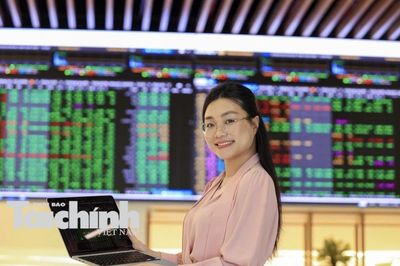 Chứng khoán ngày 27/8: VN-Index tăng phiên thứ 6, áp sát vùng đỉnh cũ