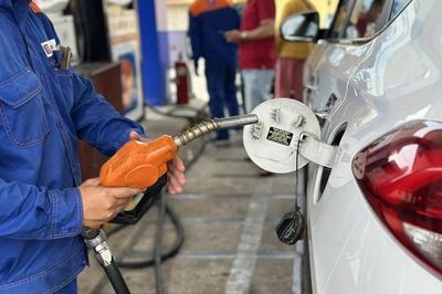 Giá xăng dầu đồng loạt giảm