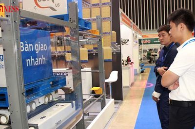 Công nghệ số nâng 'vạch chuẩn' logistics Việt: Chậm sẽ mất lợi thế