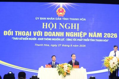 Lãnh đạo Thanh Hoá thẳng thắn đối thoại với doanh nghiệp