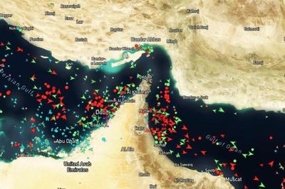 Iran, Oman sắp thống nhất tuyến đường mới qua eo biển Hormuz