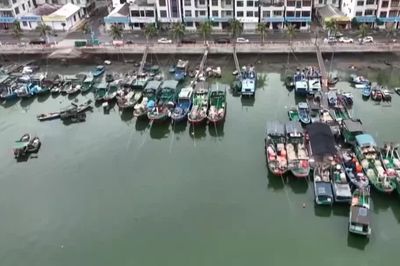 Trung Quốc ứng phó bão Saudel sau khi bão Narra suy yếu