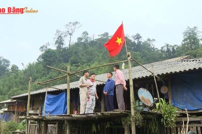 Nỗ lực xóa 'lõm sóng' ở vùng cao
