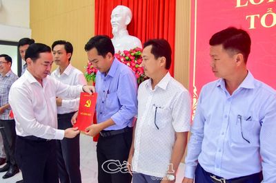 Nâng cao nghiệp vụ, đáp ứng yêu cầu công tác tổ chức xây dựng Đảng