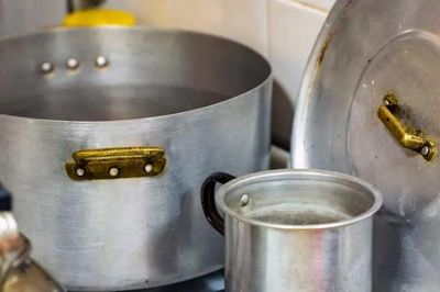 4 món đồ dùng nhà bếp nên thay sớm nếu có dấu hiệu này