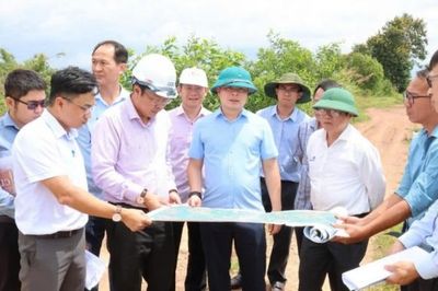 Rà soát, tháo gỡ vướng mắc dự án kè chống sạt lở sông Krông Pách xây dựng đê bao ngăn lũ