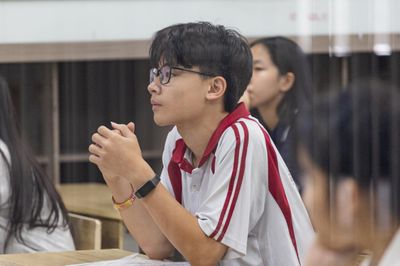 Chỉ thi Toán, Văn vào lớp 10: Cách nào tránh cảnh 'thi gì học nấy'?