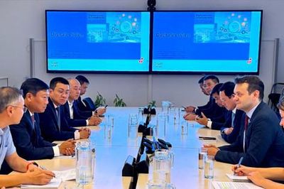 Đoàn đại biểu thành phố Hà Nội thăm, làm việc tại Áo và Cộng hòa Séc